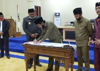 Ranperda APBD Perubahan Kabupaten Sarolangun Tahun 2020 Disetujui
