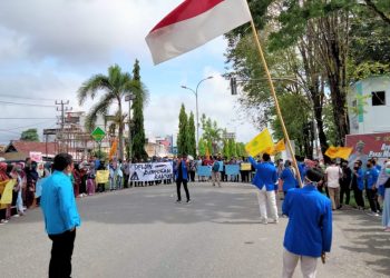 Ratusan Mahasiswa PMII Bergerak Menuju DPRD Merangin