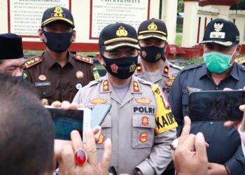 Gelar Operasi Yustisi, Kapolres dan Wabup Sarolangun Turun ke Jalan