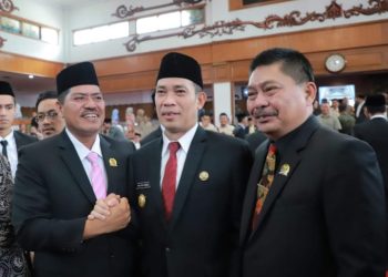 Pjs. Bupati Tanjabbar Hadiri Pengucapan Sumpah Janji Pimpinan DPRD Provinsi Jambi