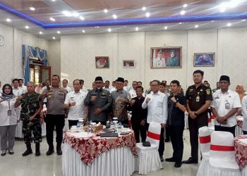 Pantau Persiapan Pilkada, Pjs. Gubernur Sudirman Ingatkan untuk Antisipasi Potensi Masalah di Tanjabbar