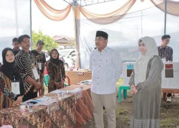 Bupati Tanjabbar Tinjau Langsung Pelaksanaan Pilkada 2024, Pastikan Proses Berjalan Lancar dan Kondusif