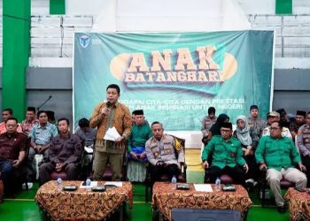 Arif Budiman Hadiri Sarasehan Pelajar SLTA Kabupaten Batanghari